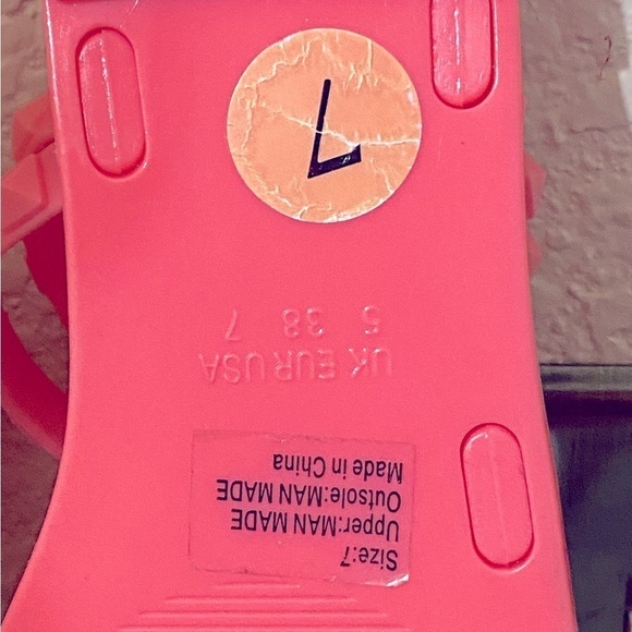 Olivia Miller Flat Studded Hot Pink Sandal Size 7 Rubber 1/2” Heel Height - Picture 7 of 8